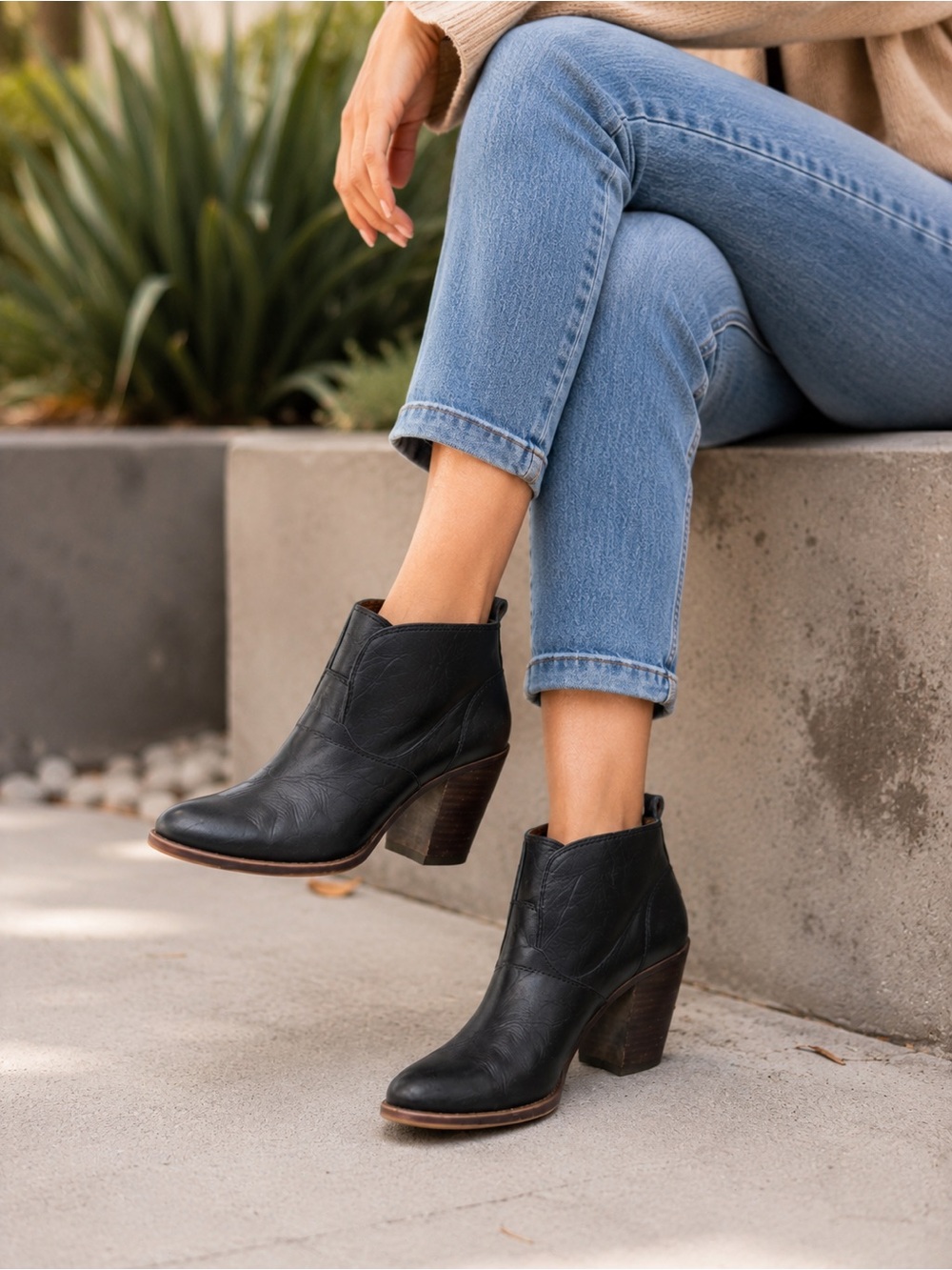 Lucky Brand Ehlleen Ankle Boots Women 8.5 Black Leather Block Heel